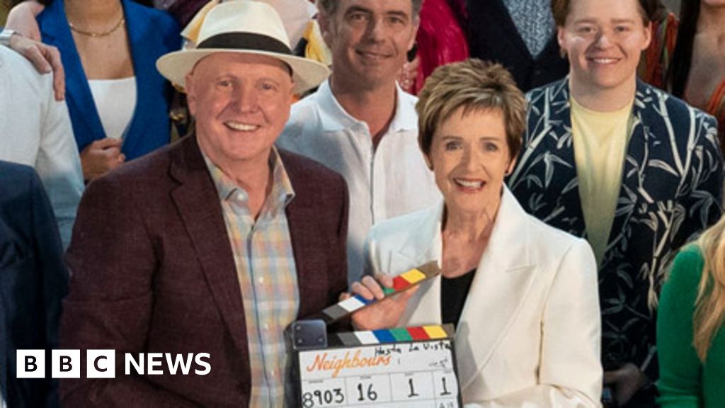 Neighbours farewell: Cast and crew say final goobyes at media event