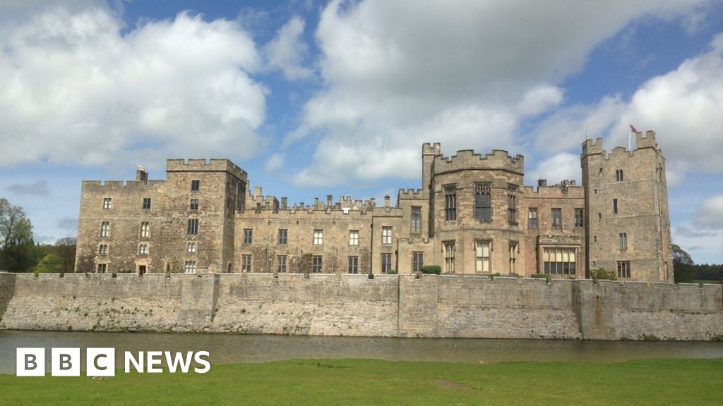 Raby Castle overhaul funded by 151 new homes approved - BBC News