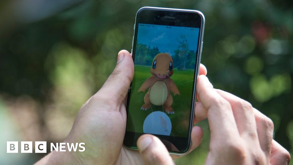 Pokemon Go banned by Iranian authorities over 'security' - BBC News