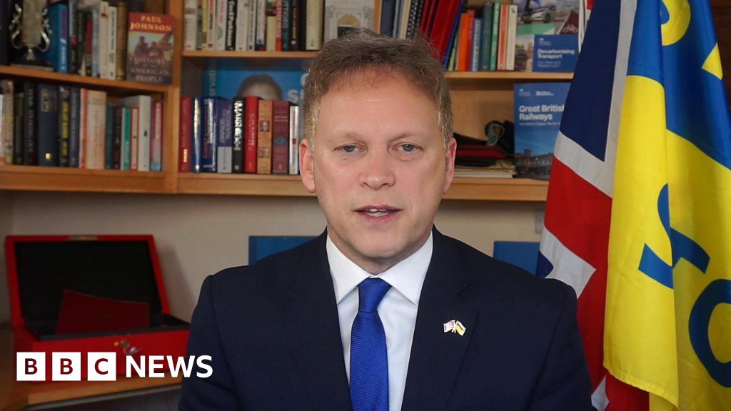 P&O boss 'needs to step down' - Grant Shapps
