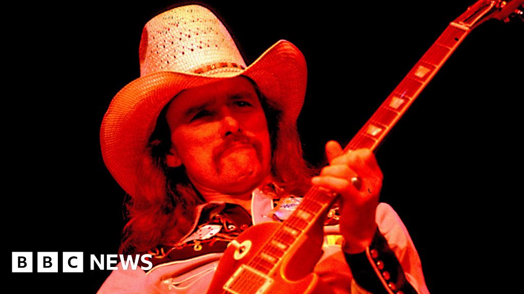 Дики Бетс: Китаристът и текстописец на Allman Brothers Band умира на 80