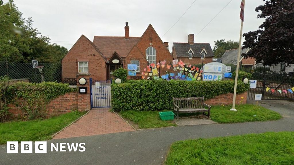 Underthreat Huxley CofE Primary School offers flexischooling