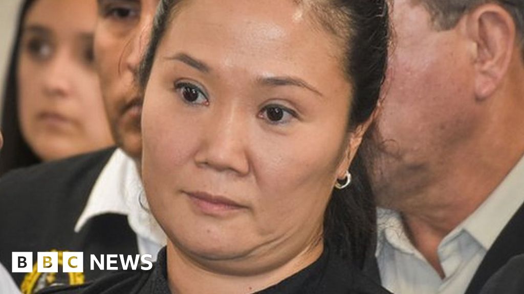 Peru's Keiko Fujimori jailed until bribery case trial - BBC News