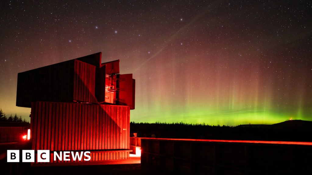 Amazing aurora captured at observatory