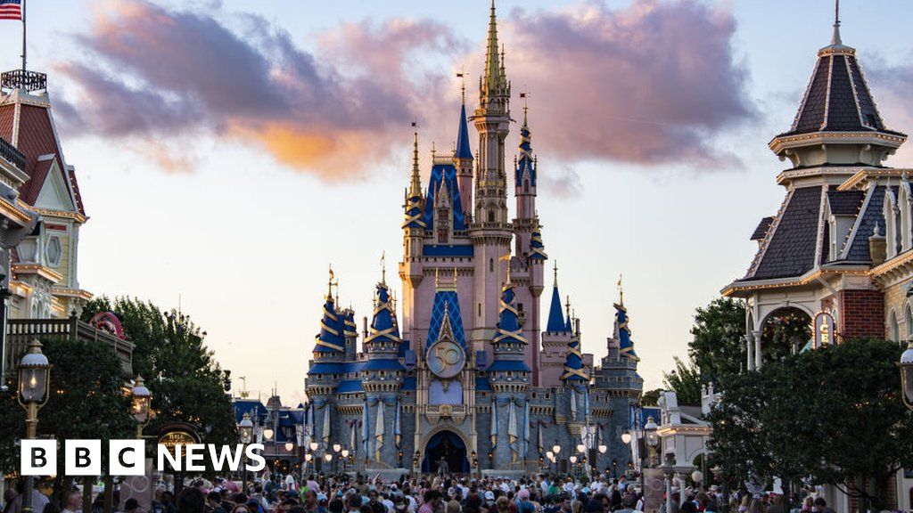 Disney scraps $867m Florida plan amid Ron DeSantis feud