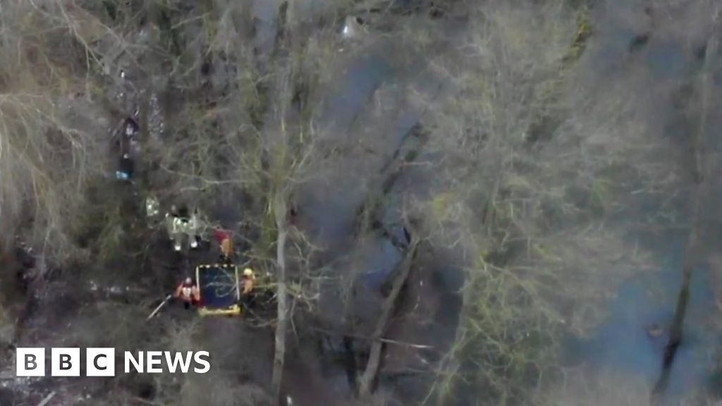 Mum of drowned boy's warning after girls rescued from frozen river