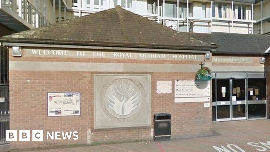 Newborn died due to 'substandard' Oldham hospital BBC News