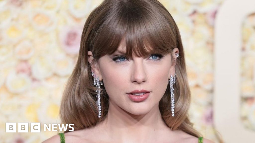 Taylor Swift: Man charged with stalking near singer's New York home