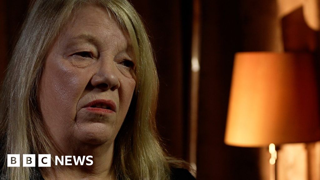 Forced adoptions: Nurse speak out over pressure on unmarried mothers