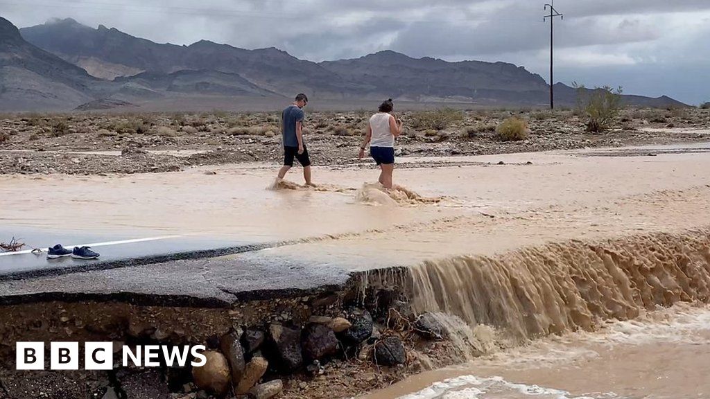 Flash flooding swamps California’s Death Valley
