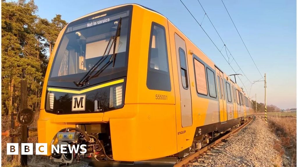 Metro Scraps Wi Fi Plan On New Trains Over Cost Bbc News