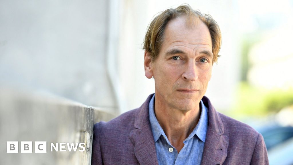 Julian Sands: Family thanks California authorities for 'heroic' search