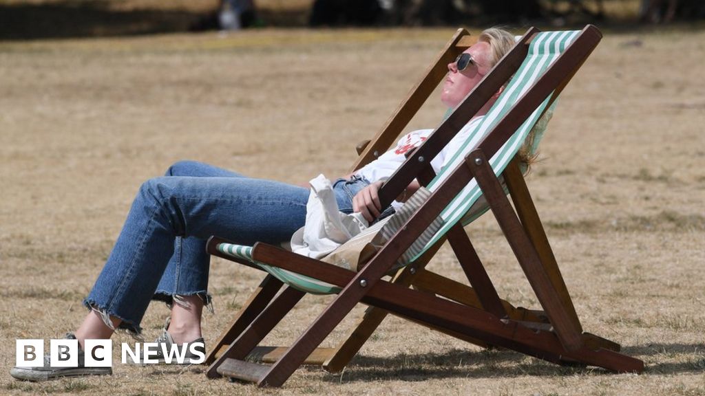 Climate change: Last decade UK's 'second hottest in 100 years'