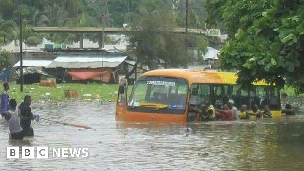 Zanzibar floods close schools BBC News