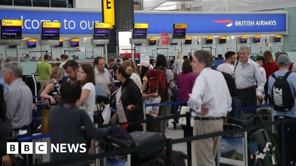 Heathrow Airport baggage system suffers failure