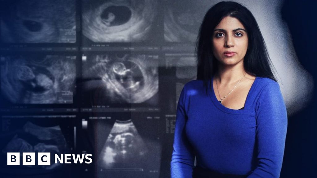 Abortion UK: Women 'manipulated' in crisis pregnancy advice centres