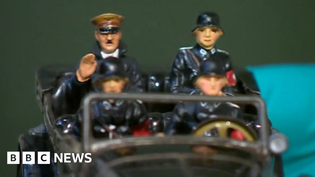 Hitlers Limousine In Chatham War Games Show Bbc News