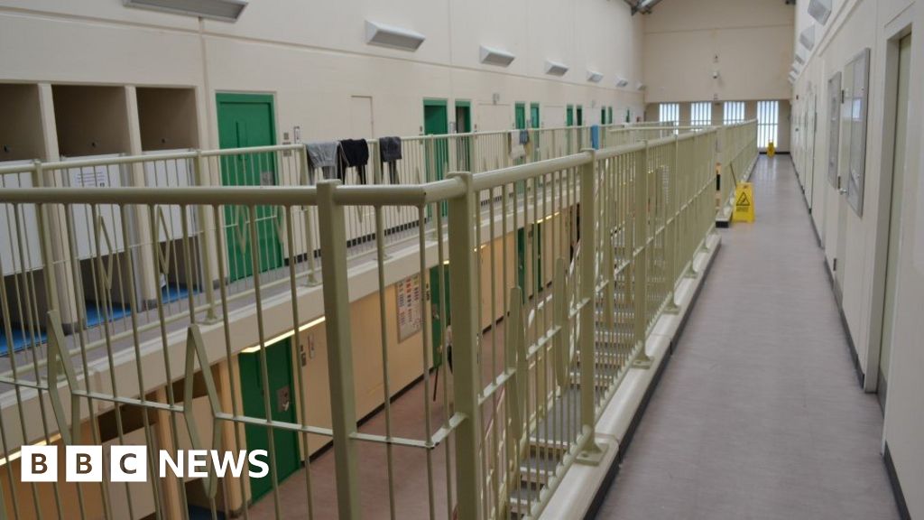Guernsey smokefree prison leads way ahead of UK ban BBC News