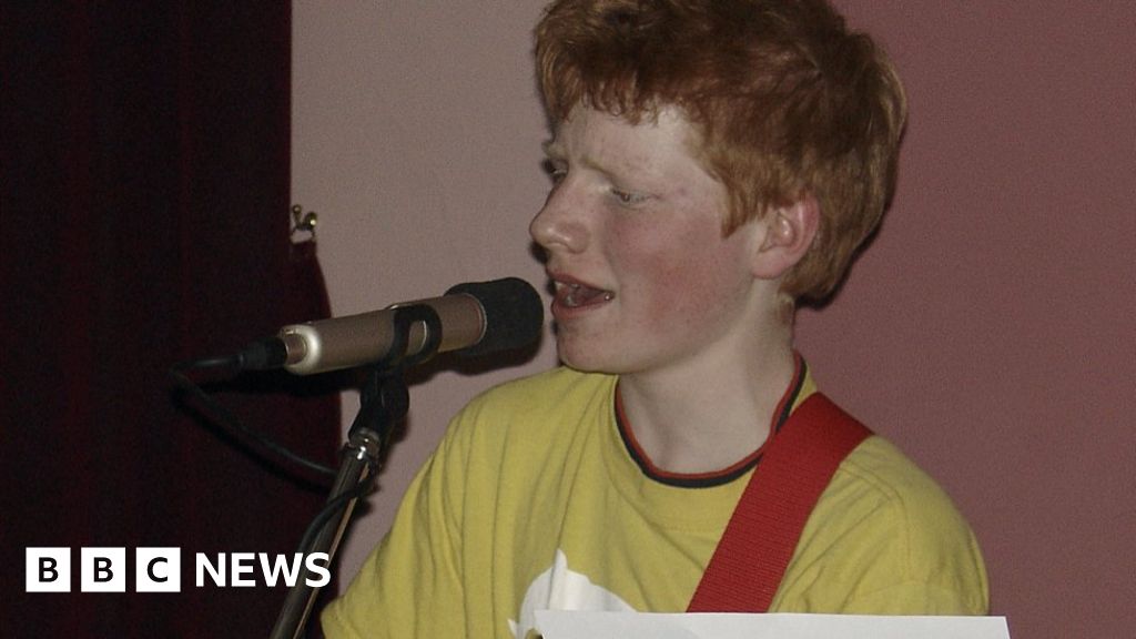 Ed Sheeran gives personal items to Suffolk charity auction - BBC News
