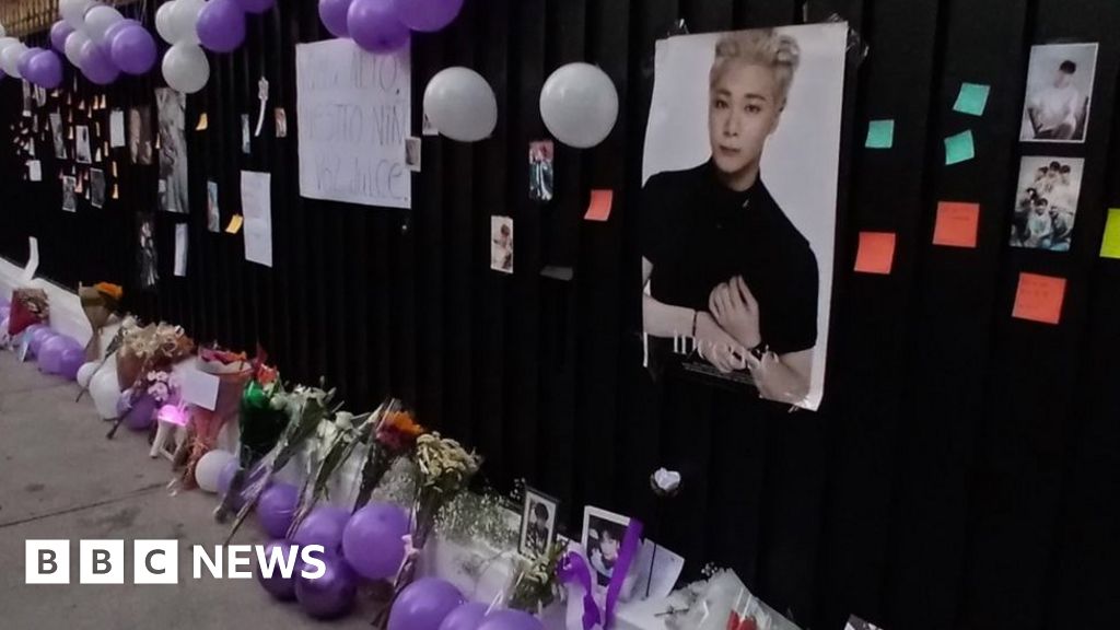 Fan tribute balloons and notes for K-pop star Moonbin