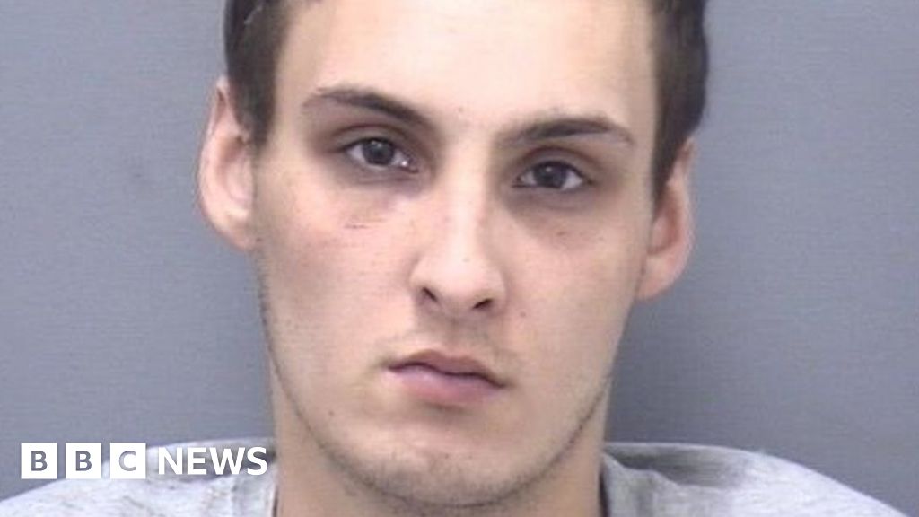 1024px x 576px - Violent porn addict' jailed for flatmate's murder - BBC News