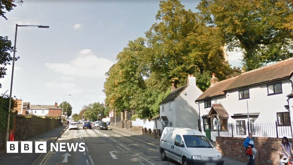 Man found dead in Stourbridge street BBC News