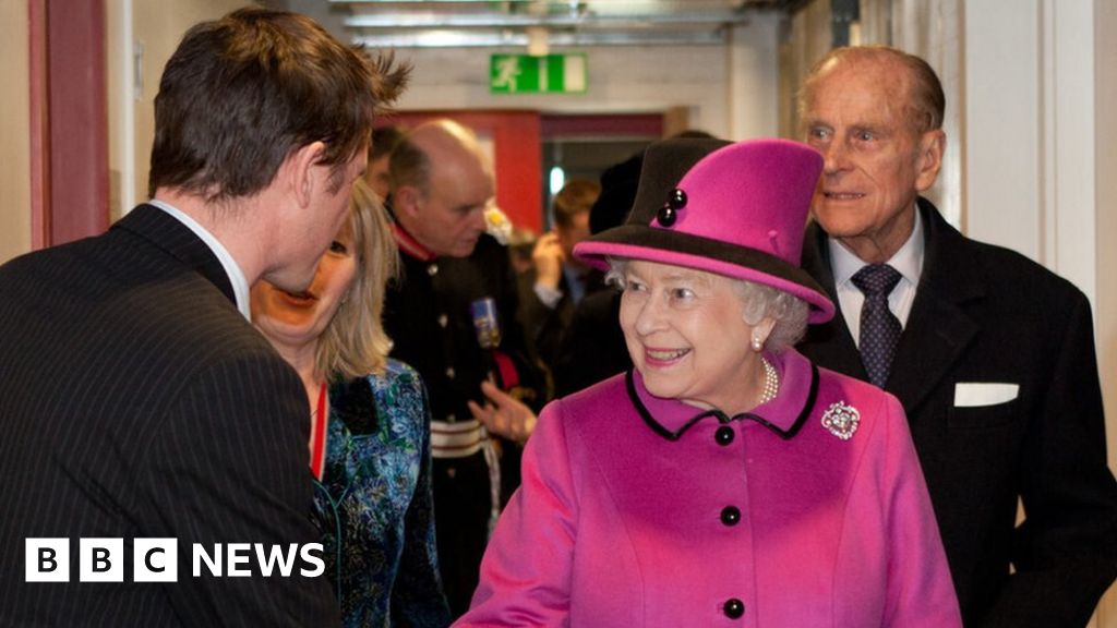 Queen Elizabeth II: Royal Shakespeare Company will plan a state funeral