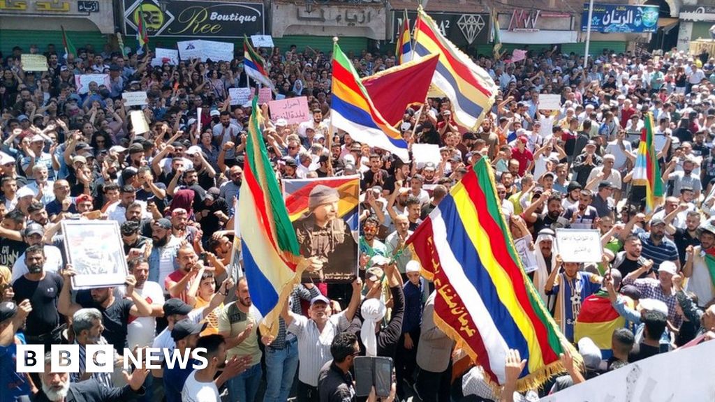 Syrian Druze protesters condemn Assad at mass rally