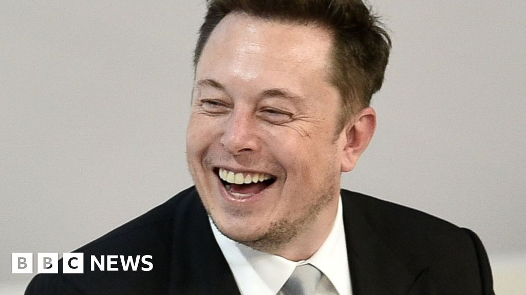 Elon Musk and the hyperbolic hyperloop 'announcement' - BBC News