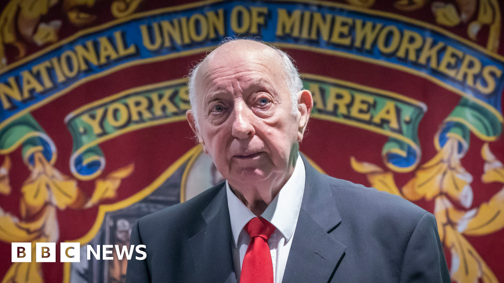 Arthur Scargill joins miners' strike's 40th anniversary rally