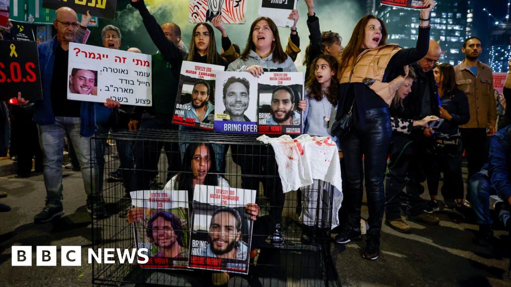 Izraelio įkaitų artimieji buvo suimti per protestą, žlugus deryboms Gazos ruože
