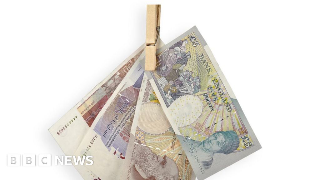 why-banks-offer-cash-for-your-custom-bbc-news