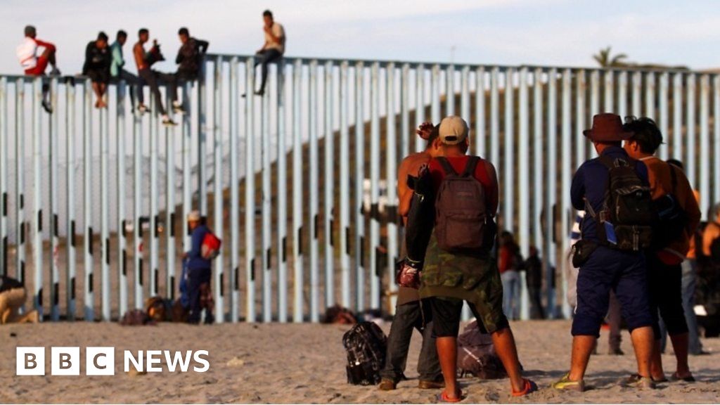 Caravan Migrants Reach United States Border Bbc News