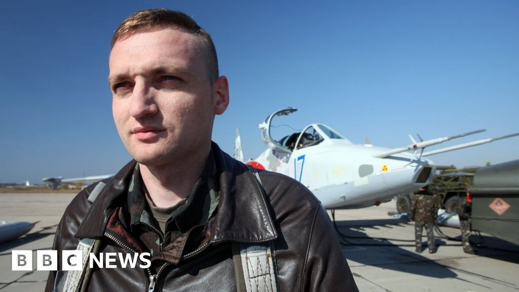 Mh17 Crash Ukraine Pilot Blamed By Russia Kills Himself