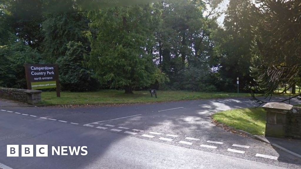 Man Dies After Car Hits Tree In Dundees Camperdown Park