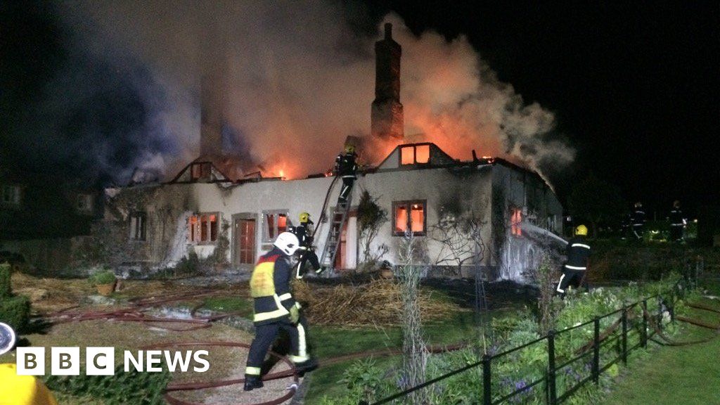 Crews battle Langrish thatched cottage blaze 