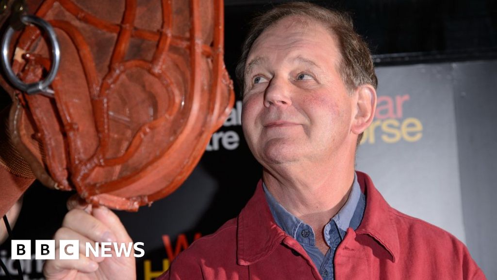 Michael Morpurgo Archive Yields Unpublished Books Bbc News