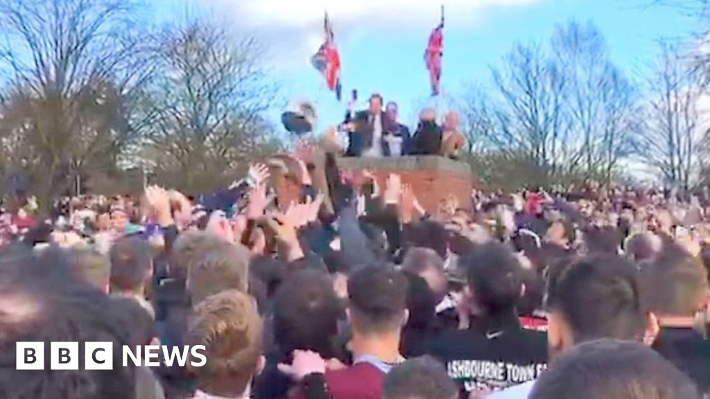 Royal Shrovetide Football Game In Ashbourne Begins - BBC News