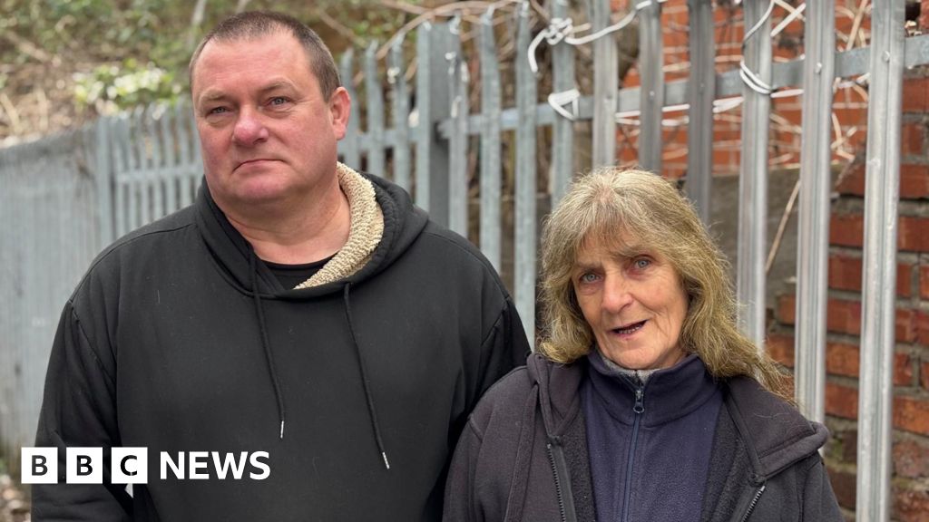 Sheffield business owners ‘don’t feel safe’ next to illegal waste site