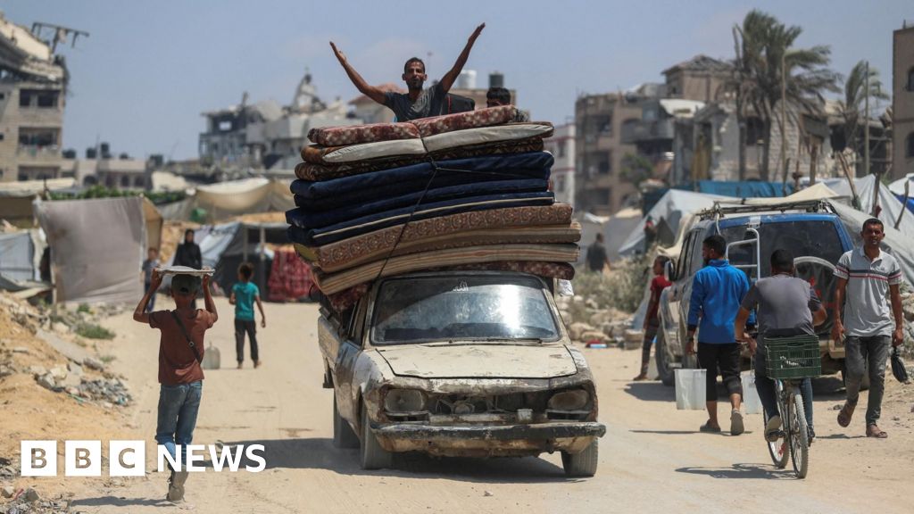 Hamas agrees to latest Gaza ceasefire proposal, source in group says