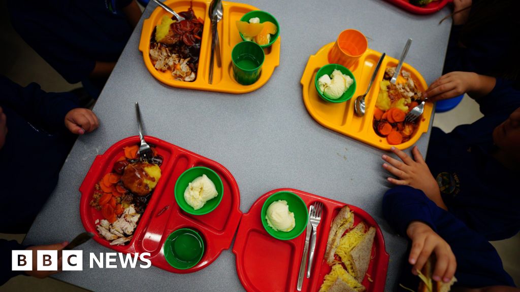 Children to be auto-enrolled for free school meals