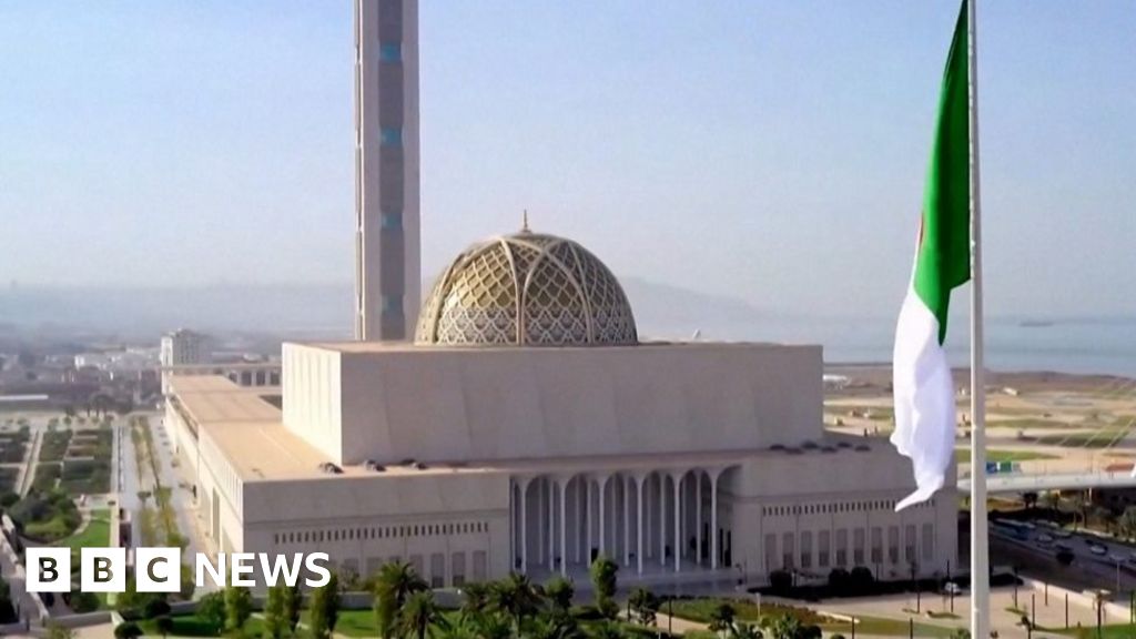 Inside Africa’s biggest mosque