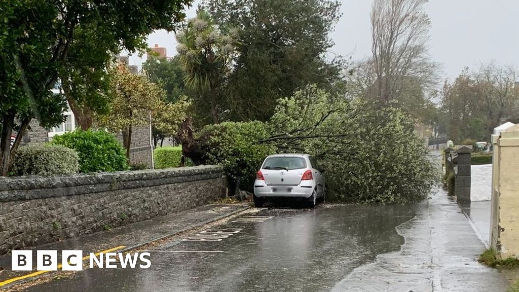 islanders-warned-to-be-careful-as-high-winds-forecast