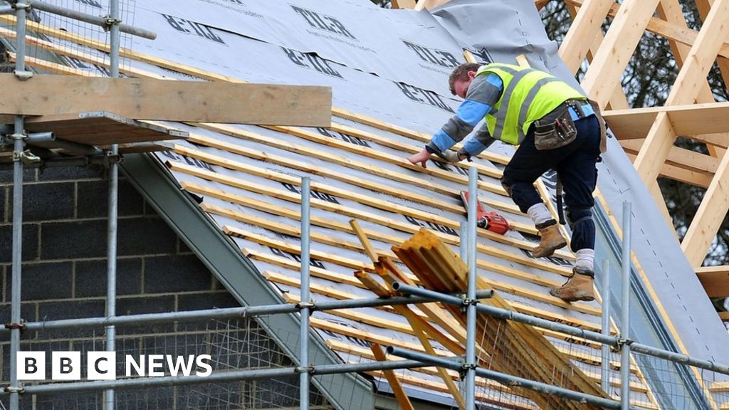 Chippenham plans 131 homes in schemes before council BBC News