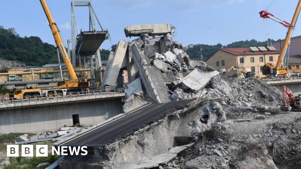 Italy bridge collapse: Genoa death toll rises to 43 - BBC News