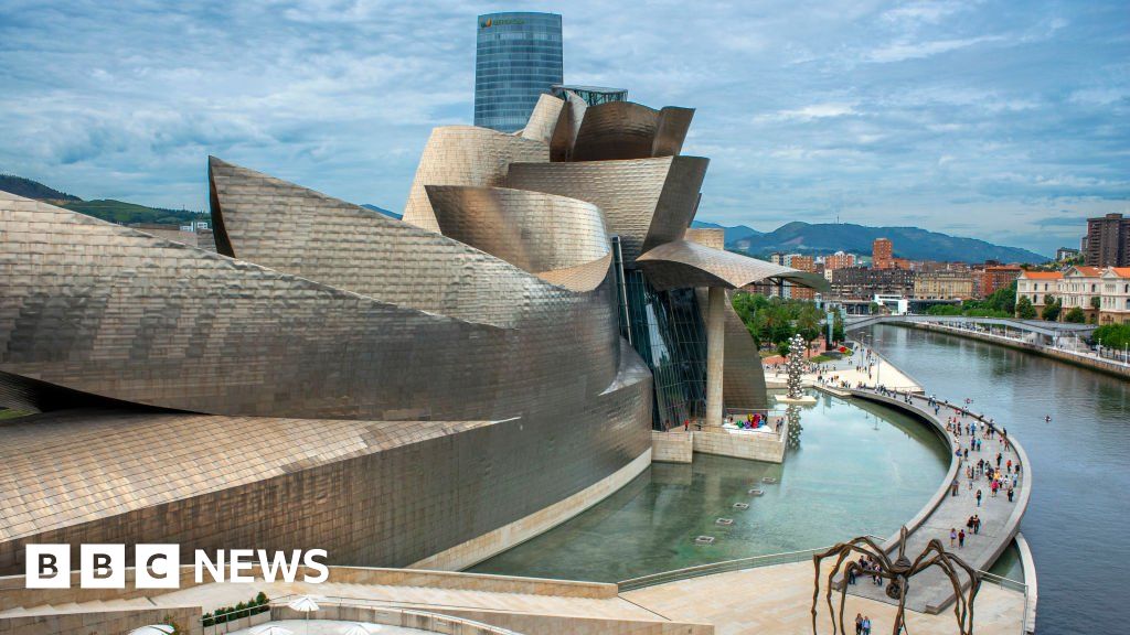 Bilbao's Guggenheim Museum celebrates its 25th anniversary
