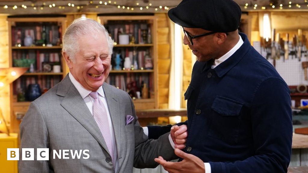 King delighted with TV repair of favourite vase