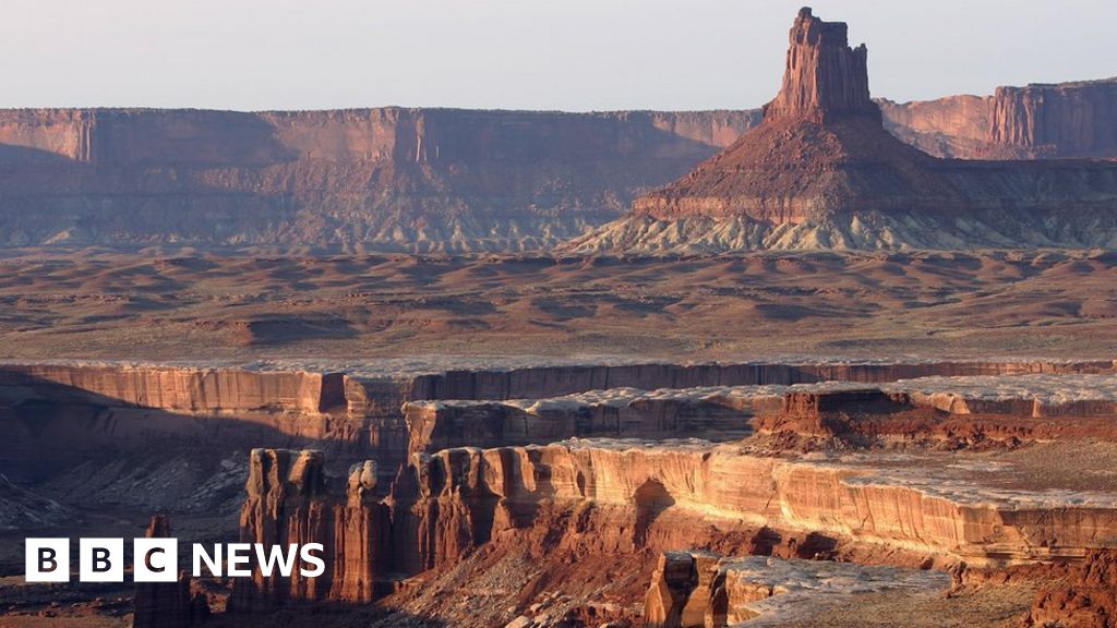 US National Parks advisory board members resign en masse - BBC News