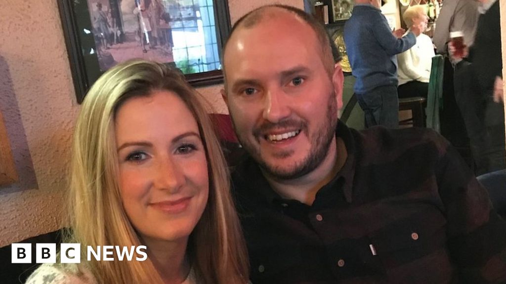 Bbc Presenter Rachael Bland In Race To Finish Memoir Bbc News