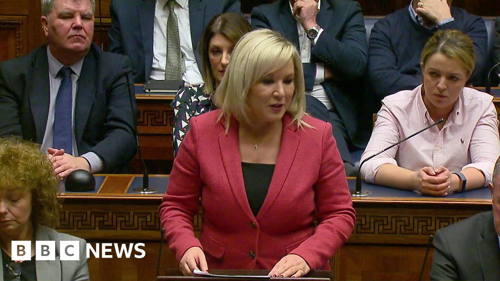 Sinn Féin's Michelle O'Neill says it's a defining moment - BBC News